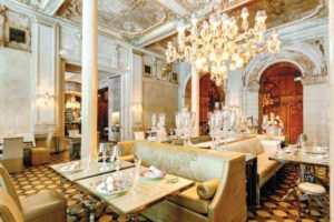 12 самых дорогих ресторанов Москвы