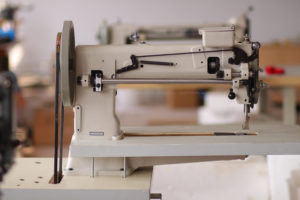 7 лучших швейных машин для кожи и тяжелой ткани